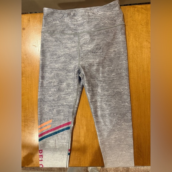 Peloton Strive High-Rise Leggings Heather Gray Color Stripe Size L - Picture 3 of 4